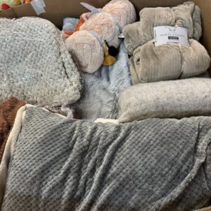 Buy Name Brand Bedding Pallets