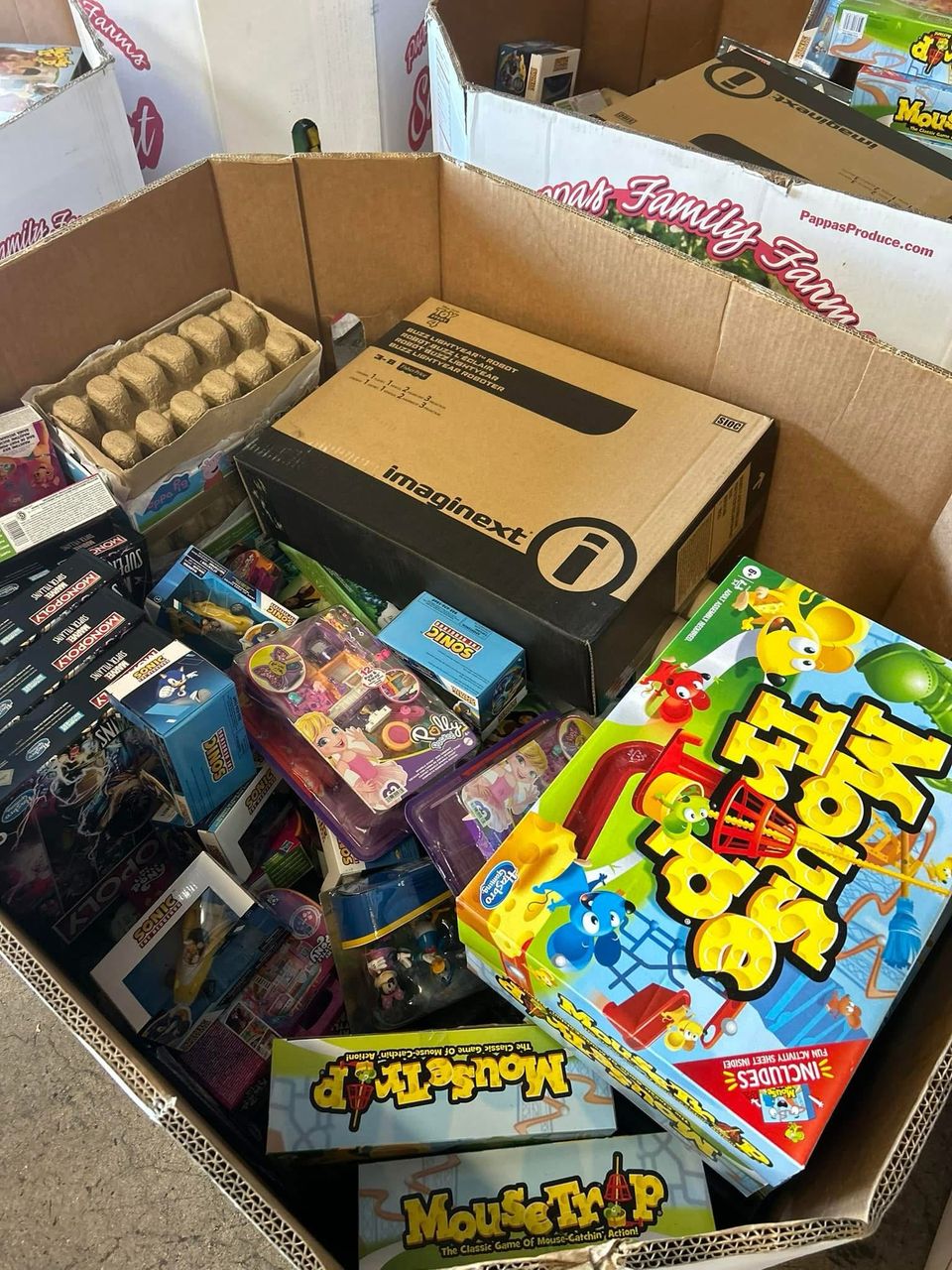 Buy-Premium-Toy-Pallets-4.jpeg