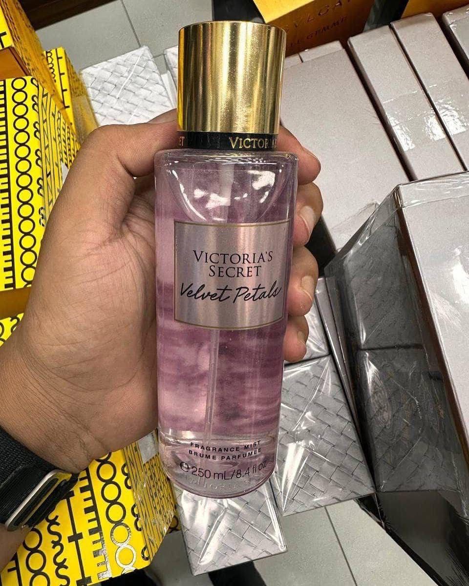 Mixed Victoria’s Secret Perfume Pallet (8) Victoria’s Secret perfume pallets