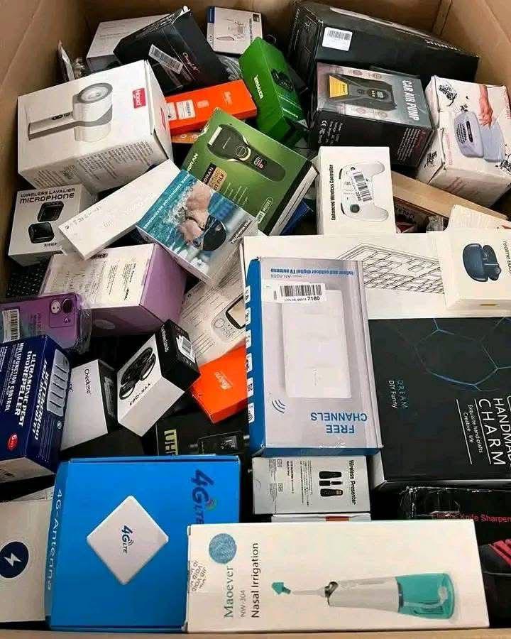 Amazon High Piece Count Electronic Pallets (3) Amazon High Piece Count Electronic Pallets