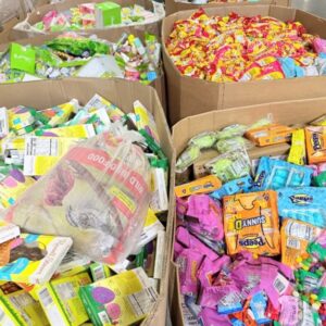 Candy liquidation truckload 24 wholesale pallets